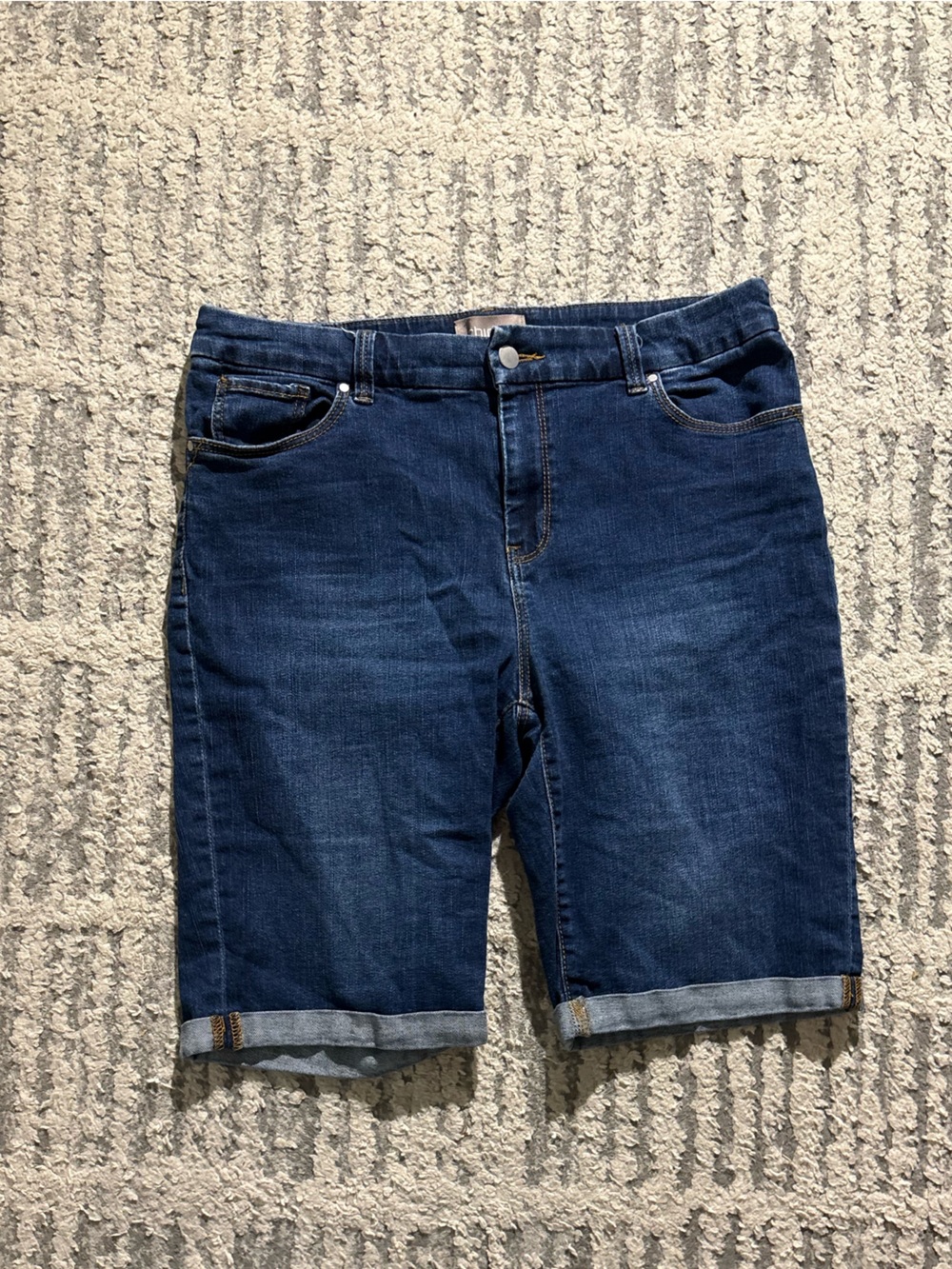 Chicos blue long jean shorts denim size 8